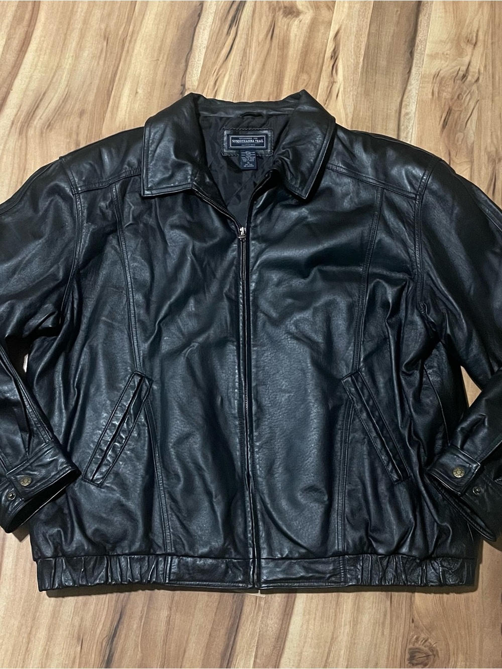 Vintage Susquehanna Trail Black Leather Bomber Jacket Mens XL Collared Full Zip